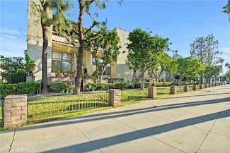20224 Sherman Way Unit 28, Winnetka, CA 91306