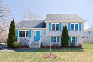 15 Floyd Ave, Taunton, MA 02780