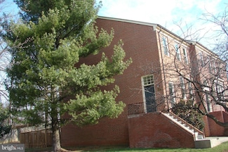 1331 Templeton Place, Rockville, MD 20852