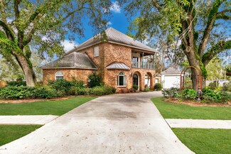 103 Timberwood Cir, Lafayette, LA 70508