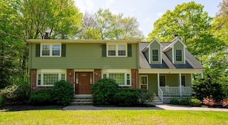 7 Harold Ave, Wilmington, MA 01887