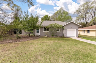 7 Briarcliff Dr, Charleston, SC 29407