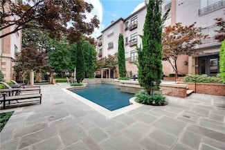 2885 Woodside St Unit 303, Dallas, TX 75204