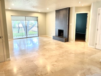 551 Terminal Loop Rd Unit D8, Mc Queeney, TX 78123