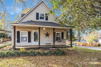 602 E Lee Ave, Bessemer City, NC 28016