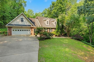 5623 Honeytree Dr, Braselton, GA 30517