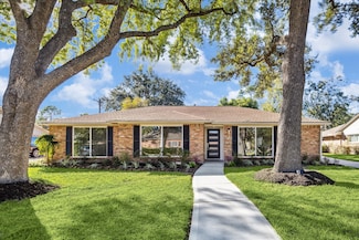 2306 Walnut Bend Ln, Houston, TX 77042