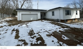 21 High St, Salineville, OH 43945