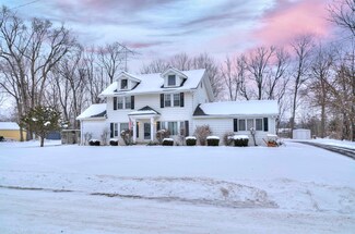 544 Royal Dr, Jackson, MI 49202