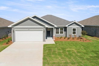 3817 Red Deer Cir, Panama City, FL 32404