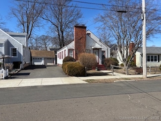 94 Morris St, West Haven, CT 06516