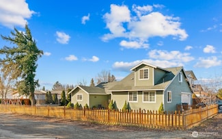 211 N Okanogan St, Kittitas, WA 98934