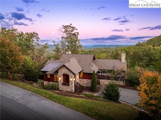 1253 Goldenrod Rd, Boone, NC 28607