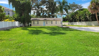 3932 Sunshine Ave, Sarasota, FL 34231