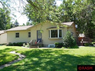 822 822 Sw 1st St, Madelia, MN 56062