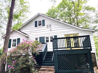 12 Woody Place, Ridgefield, CT 06877