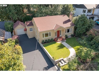 8922 SW Capitol Hwy, Portland, OR 97219