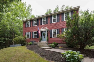 18 Bennett Way, Newmarket, NH 03857