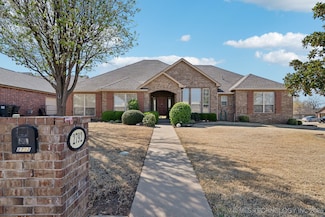 2792 Stoney Ct, Catoosa, OK 74015