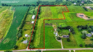 7908 Richardson Rd, Groveport, OH 43125