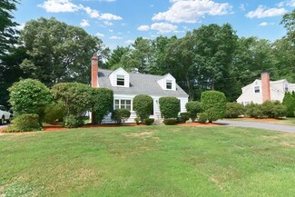 94 Lockland Ave, Framingham, MA 01701
