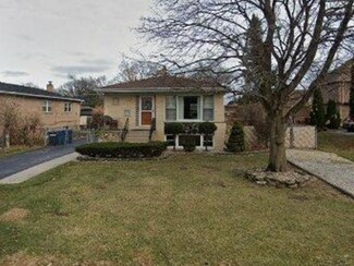 10649 S 83rd Ave, Palos Hills, IL 60465