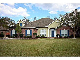 306 Riverwood Dr, Saint Rose, LA 70087