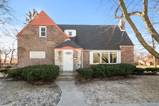 9001 S Claremont Ave, Chicago, IL 60643