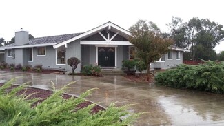 1910 Mayan Ln, San Martin, CA 95046