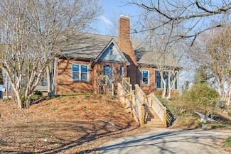4102 Cherryton Dr, Chattanooga, TN 37411