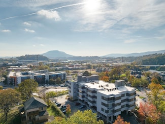 411 Fairpoint St Unit 306, Chattanooga, TN 37405