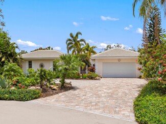 5125 Flicker Field Cir, Sarasota, FL 34231