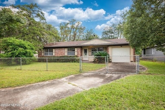 4445 Jade Dr E, Jacksonville, FL 32210