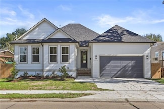 1109 David Dr, Metairie, LA 70003