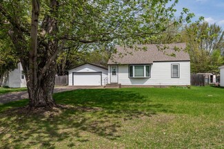 2215 Terrace Dr, New Brighton, MN 55112