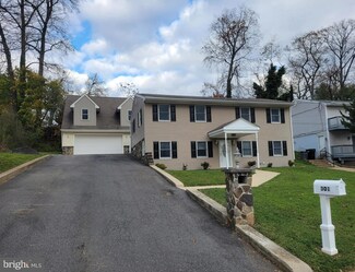 301 River Rd, Wilmington, DE 19809