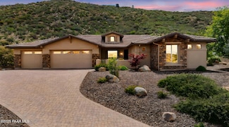 1138 N Cloud Cliff Pass, Prescott Valley, AZ 86314