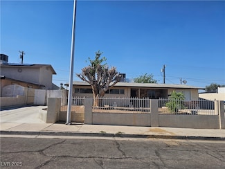 1338 Smoke Tree Ave, Las Vegas, NV 89108