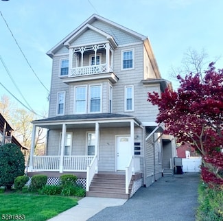 141 Walnut St Unit 2, Montclair, NJ 07042