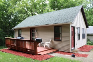 1013 Highland Ave, Dixon, IL 61021