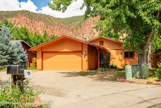 1112 Parkwood Ln, Glenwood Springs, CO 81601