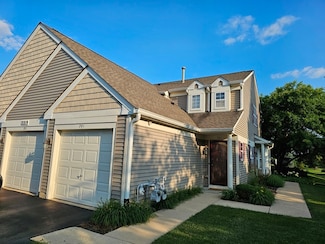 2219 Waterleaf Ct Unit 201, Naperville, IL 60564