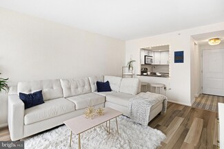 2001 Hamilton St Unit 2027, Philadelphia, PA 19130
