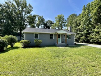 417 Church Rd, New Bern, NC 28560