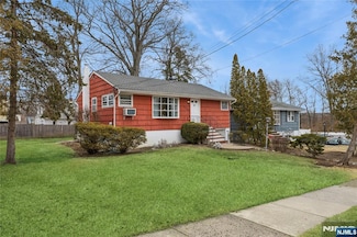 137 Lincoln Place, Waldwick, NJ 07463