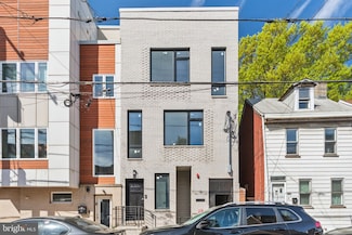 1214 E Susquehanna Ave, Philadelphia, PA 19125
