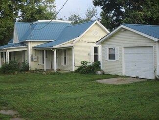 144 W Washington St, Howard, KS 67349