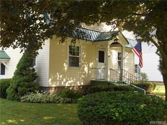 1989 Davis Rd, West Falls, NY 14170