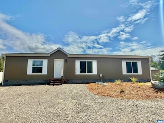 303 Critter Country Trail, Sequim, WA 98382