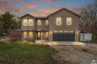 4866 Dabinawa Dr, Mc Louth, KS 66054